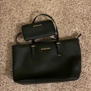 Michael Kors Tote & Wallet